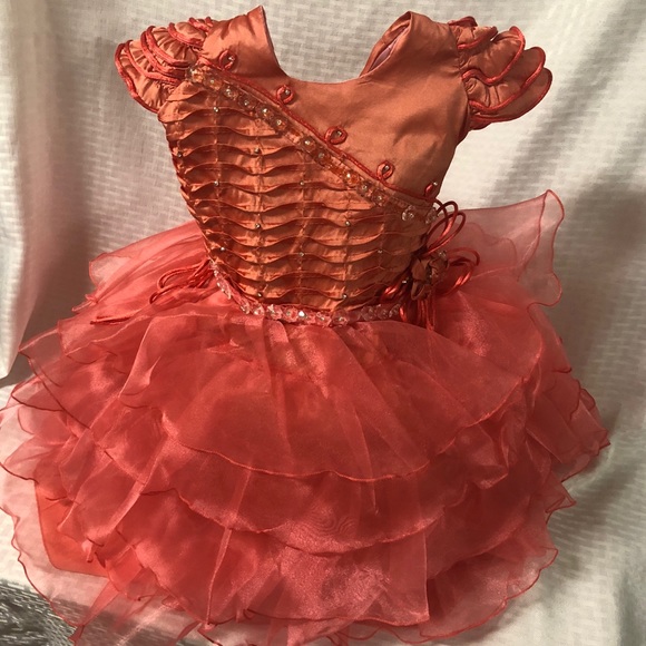 Formal Dress - Picture 1 of 4